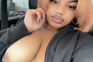 Puerto Rican Bombshell ! The P... - Image 2